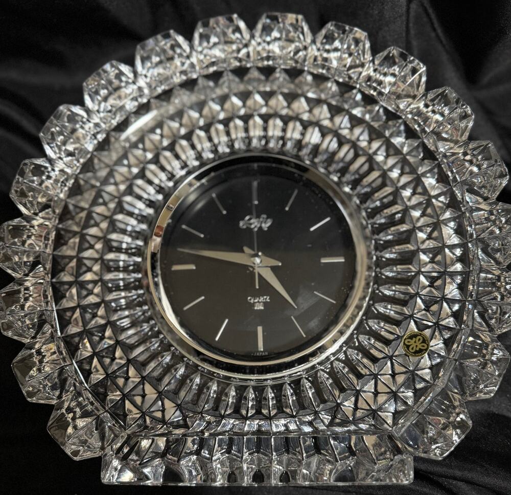 Lofty Hoya Japan Crystal Mantle Clock - Vintage - 10" - With Box